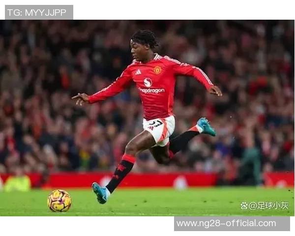 足总杯曼联大胜那不勒斯红牌事件引发全场热议与转会传闻